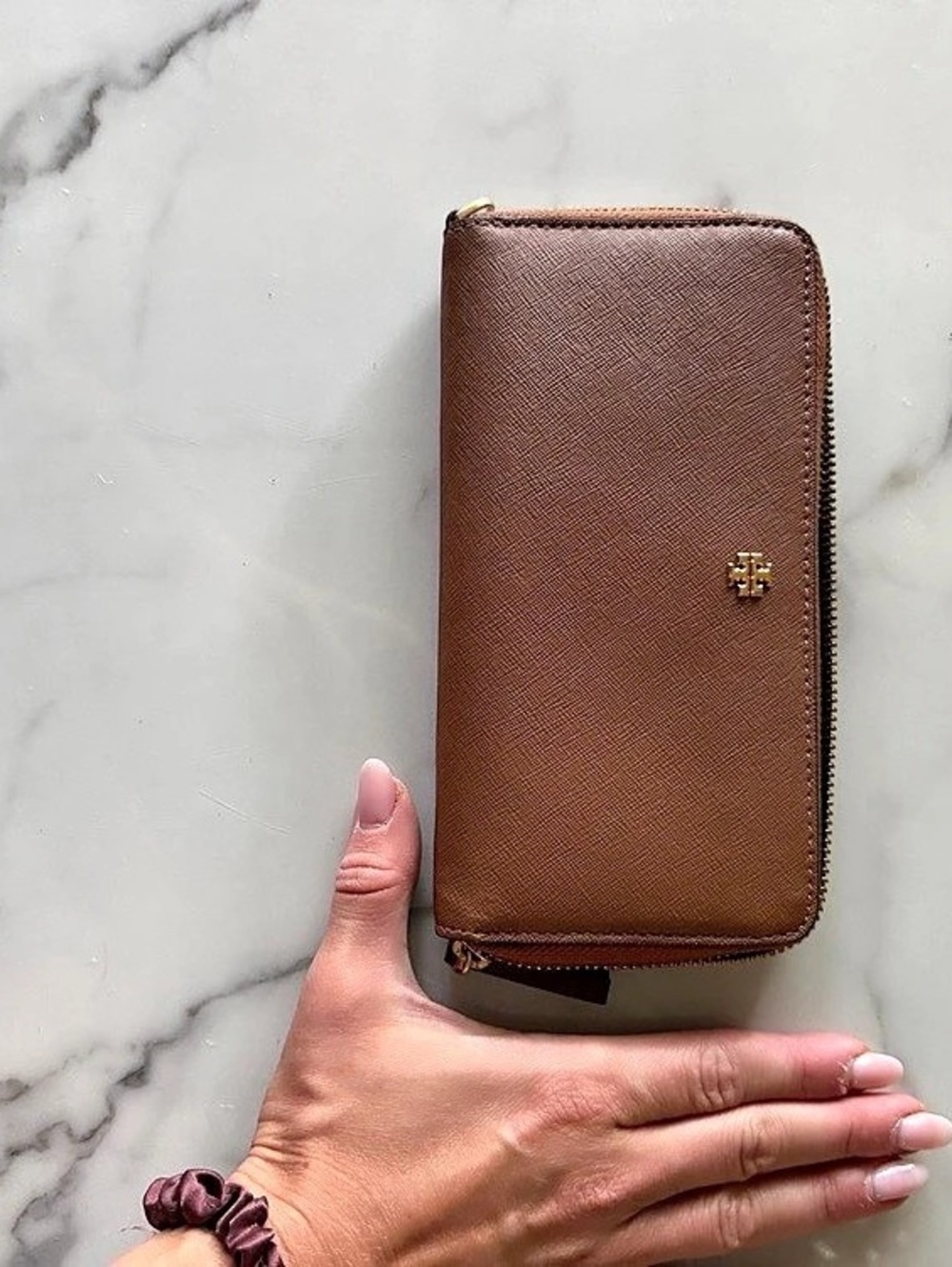 Tory Burch Emerson Zip Continental Wallet Brown